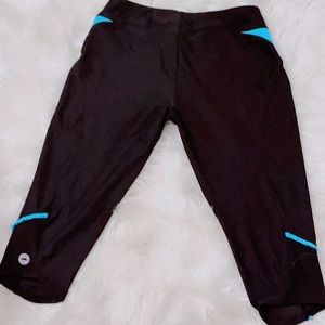 Dody trim women avia Capri